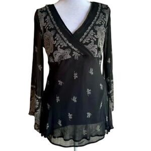 Chic Black Paisley Women's Blouse